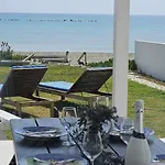 Ammos Beachfront Paradise Villa *