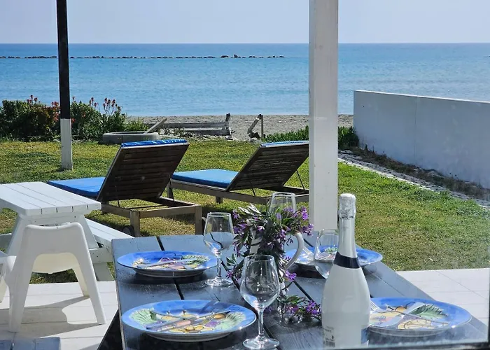 Ammos Beachfront Paradise *