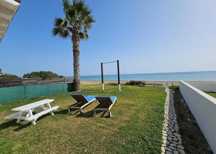 Villa Ammos Beachfront Paradise Larnaca