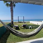 Ammos Beachfront Paradise Vila *