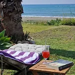 Villa Ammos Beachfront Paradise Larnaca