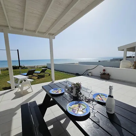 Ammos Beachfront Paradise فيلة