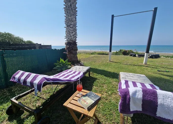 Ammos Beachfront Paradise Lárnaca