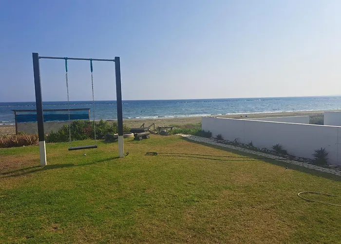 Ammos Beachfront Paradise *