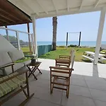 Ammos Beachfront Paradise * Larnaca